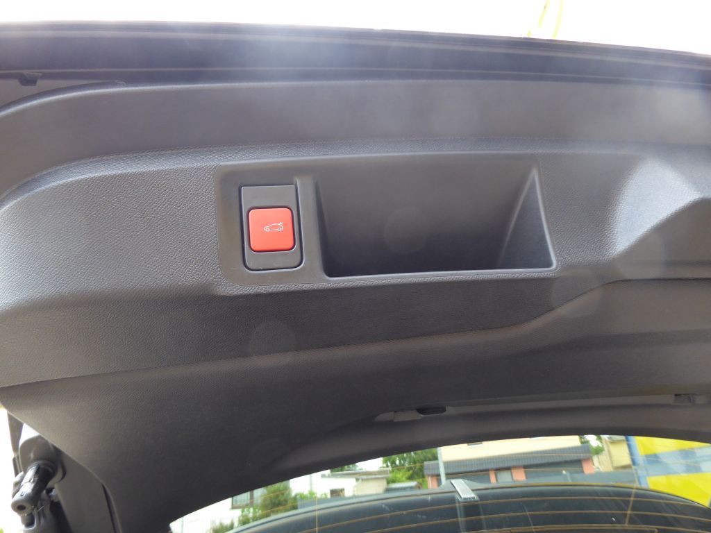 Fahrzeugabbildung Opel Astra Sports Tourer 1.2 Turbo Automatik Ultimate