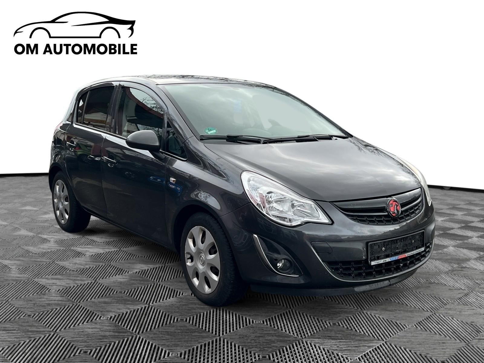 Opel Corsa D Satellite