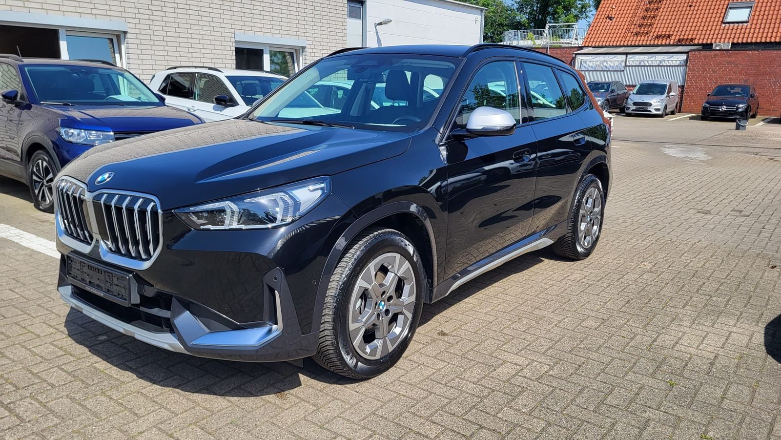 BMW X1 18 d sDrive xLine Live Cockp.Plus Kam PDC LED foto 2