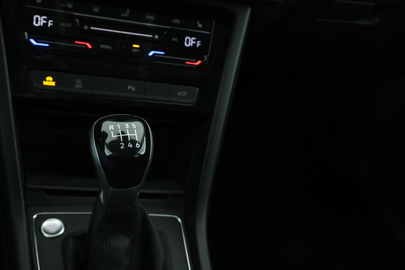 Volkswagen Touran - Bild 16