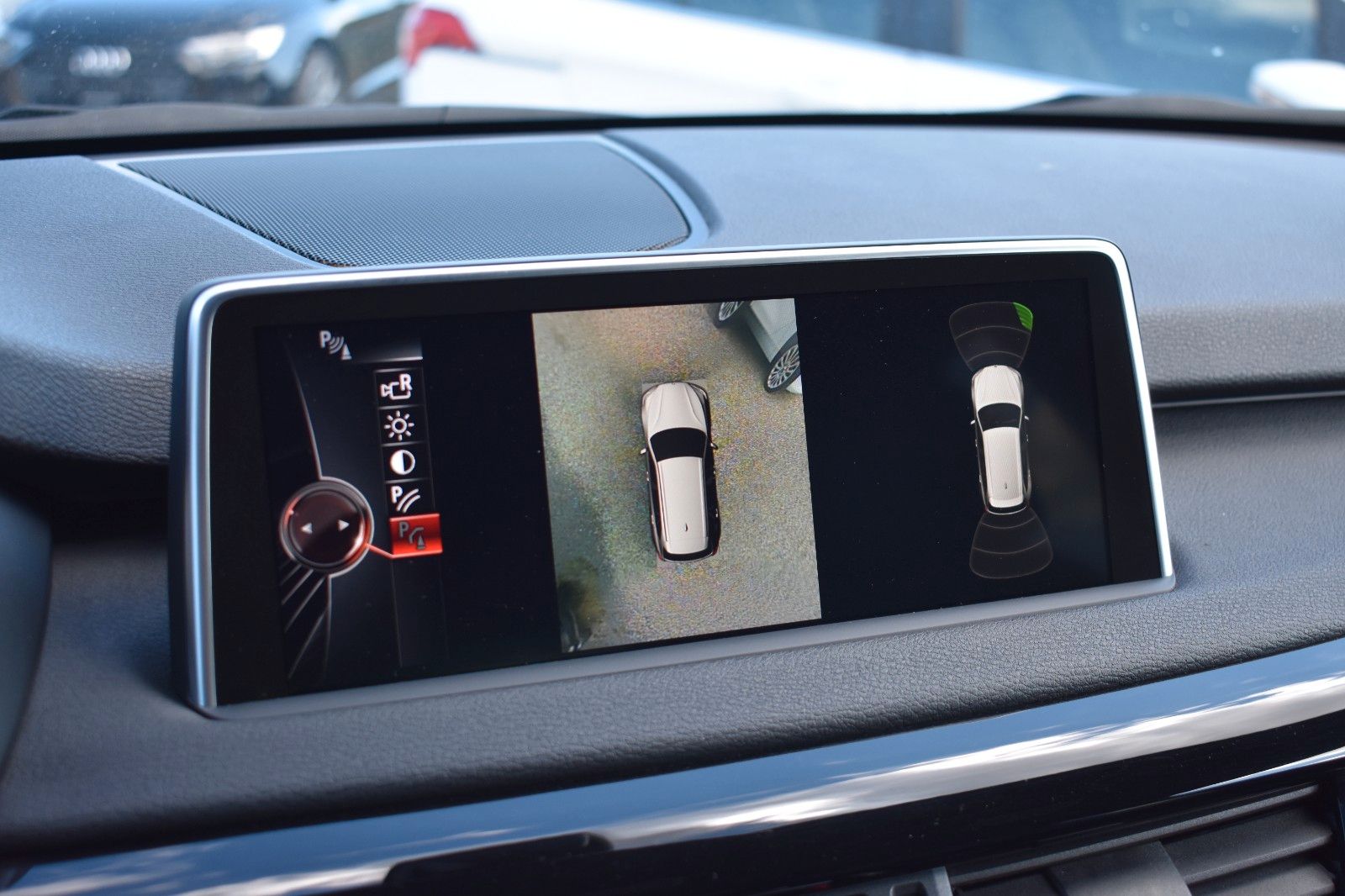 Fahrzeugabbildung BMW X5 40d xDrive M Sport Keyless Pano Kamera LedHUD