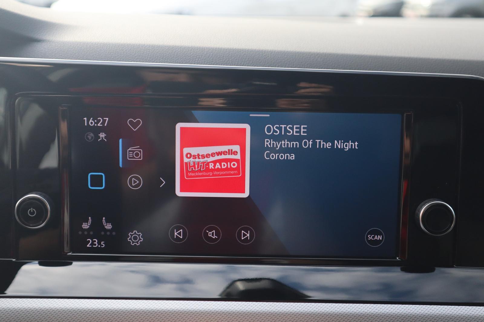 Volkswagen Golf VIII 1.0 Life LED App-Connect Spurhalte, миниатюра 19