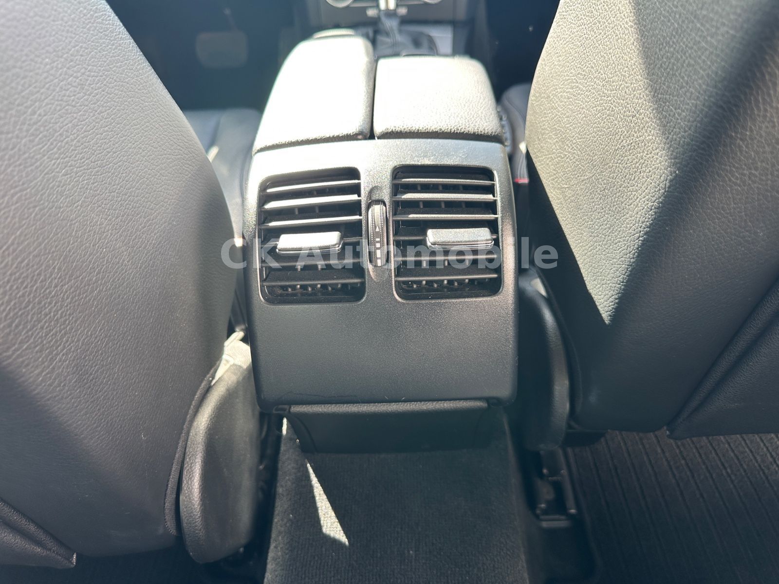 Fahrzeugabbildung Mercedes-Benz C 350 CDI T-Modell Avantgarde/Navi/Bi-Xenon/Kam.