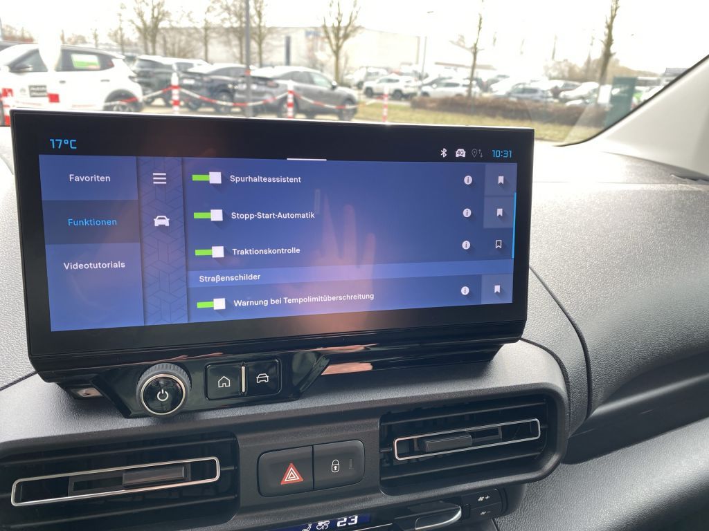 Fahrzeugabbildung Citroën Berlingo 1.5 Diesel 100 M XTR *Navi*Cam*3 Sitze*