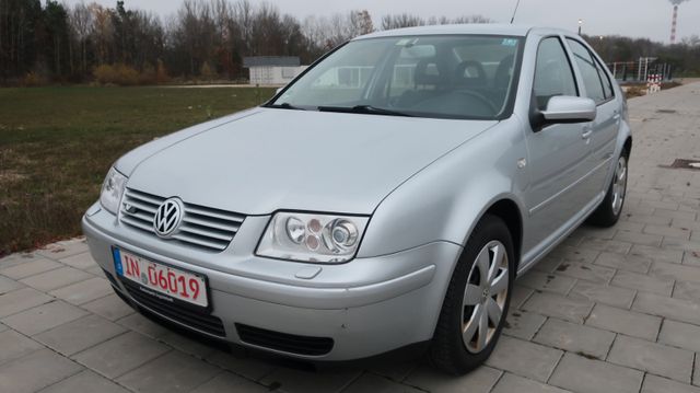 Volkswagen Bora 2.3 V5 Highline - Tüv 11/2026