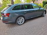 Skoda Superb 2.0 TDI SCR 140kW L&K, STHZG,PANO,GJR - Skoda Superb: 140