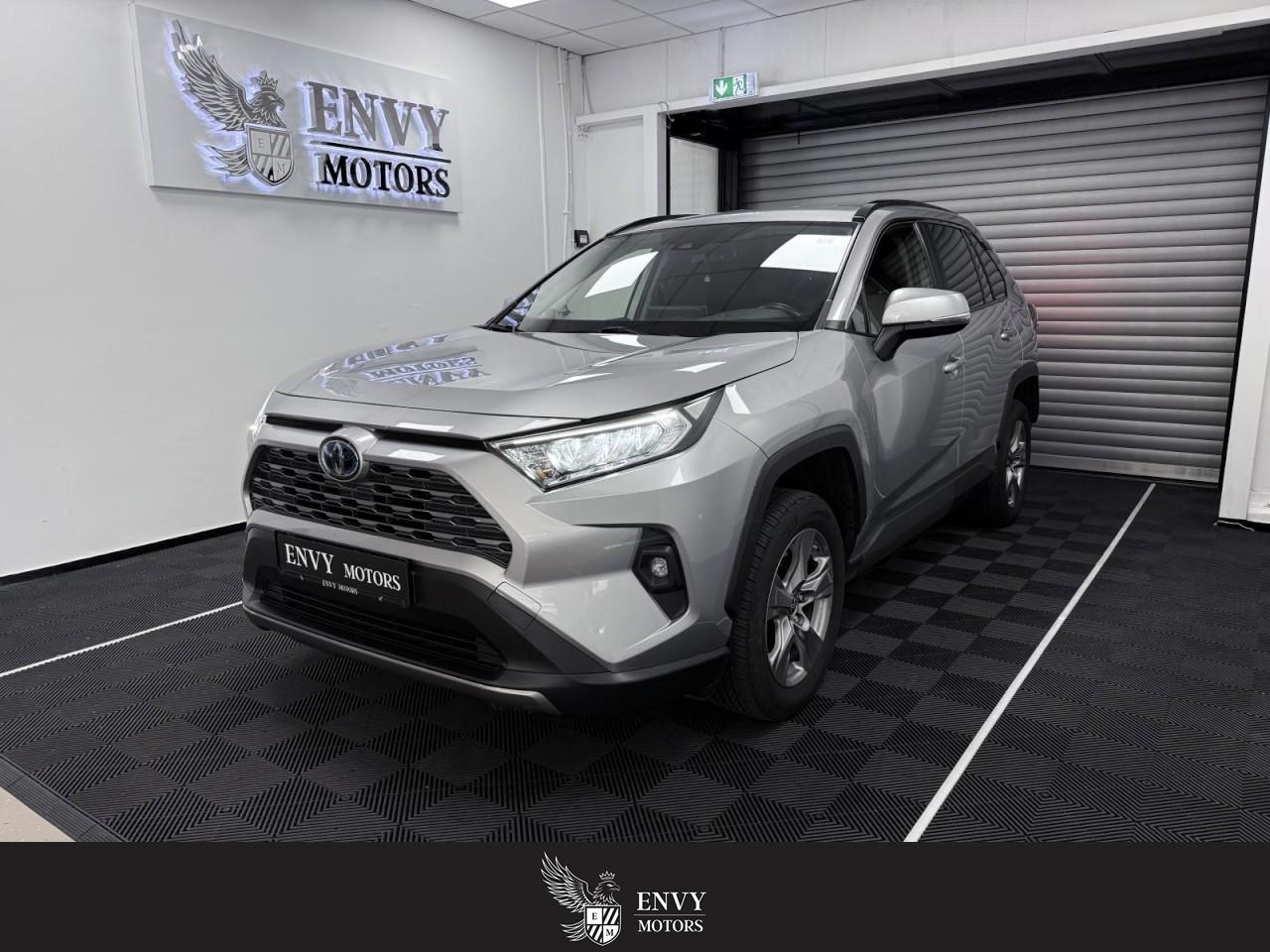 Toyota RAV 4 CAM HYBRID KLIMA NAVI