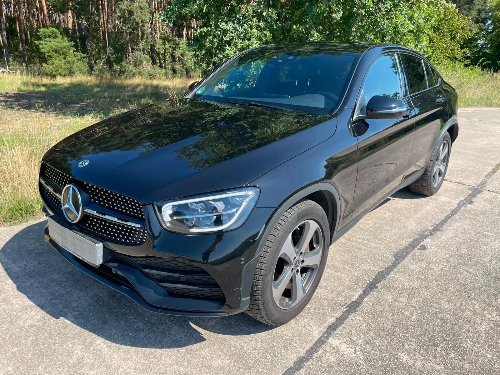 Mercedes-Benz GLC 300 COUPE AMG LINE 4MATIC/SCHIEBEDACH/LEDER