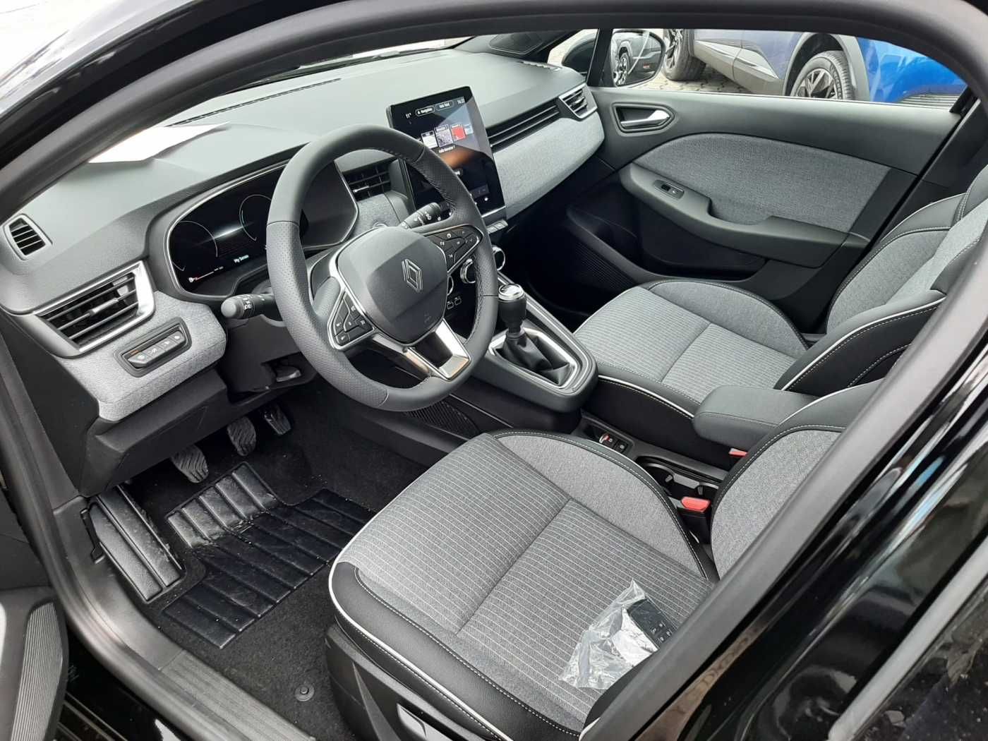 Fahrzeugabbildung Renault Clio Techno TCe 90