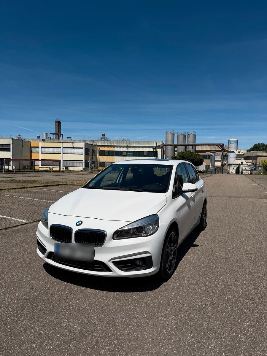 BMW BMW 220i Active Tourer (F45)  Automatik ...