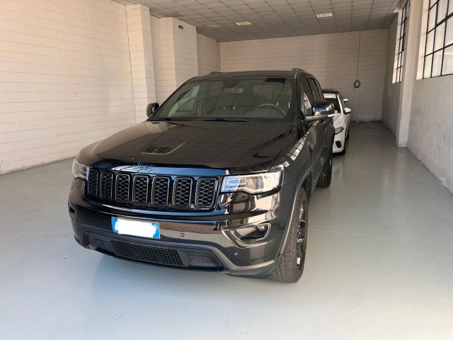 Jeep Grand Cherokee Grand Cherokee 3.0 V6 CRD 25