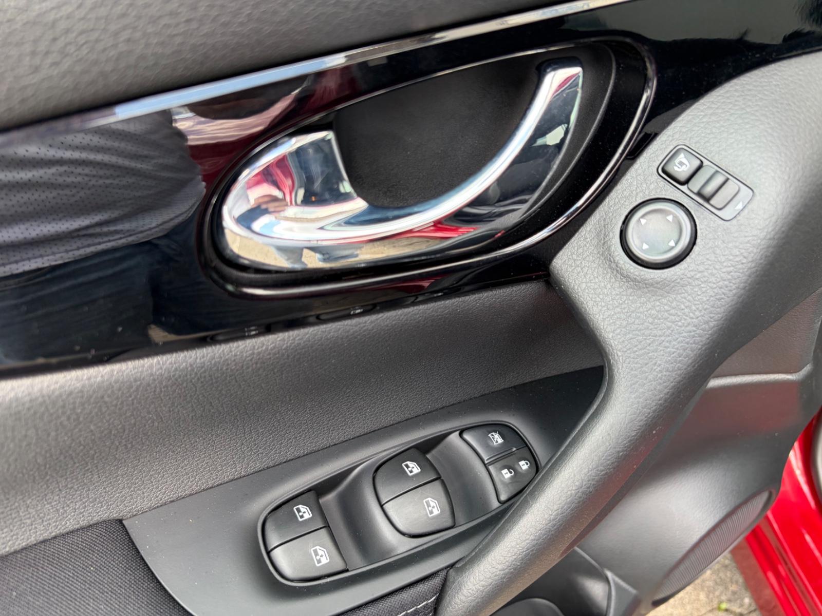 Nissan Qashqai N-Connecta 4x4 1.7*NAVI*360°-CAM*LED*ACC