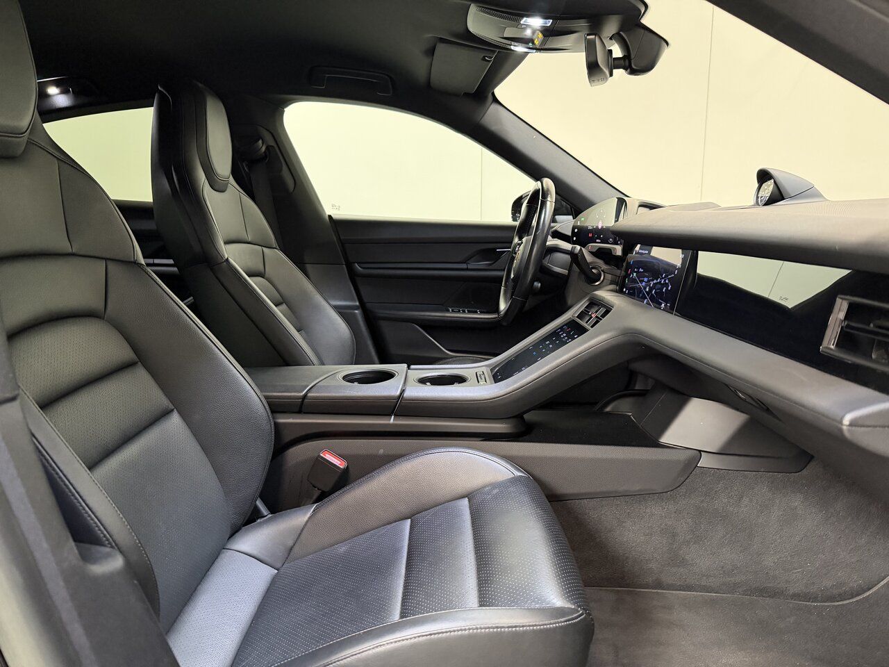 Porsche Taycan 93 kWh - Bat Plus - 405 KM Range! Topstaa imagem 2