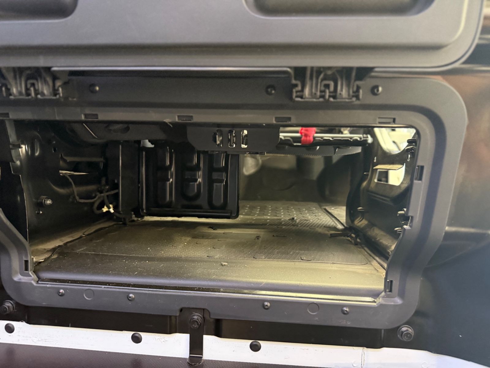 Fahrzeugabbildung Nissan Primastar Kastenwagen L1H1 3,0t N-Connecta