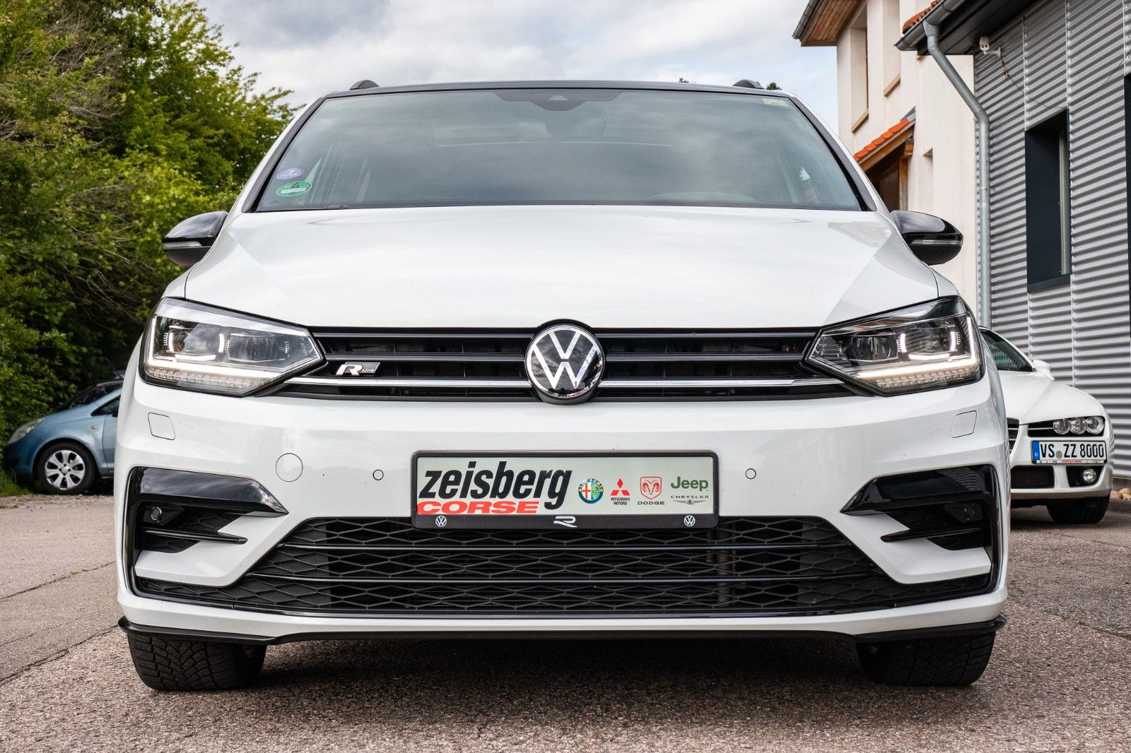 Fahrzeugabbildung Volkswagen Touran Highline R-Line*AHK*DSG*PANO*