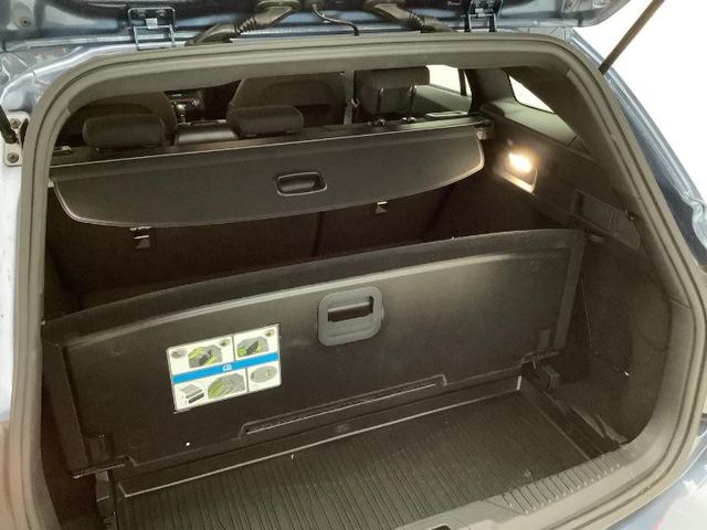 Fahrzeugabbildung Ford Focus Turnier 1.0EB 155PS ST-Line NAVI , LED