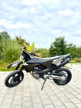 Husqvarna 701 Supermoto