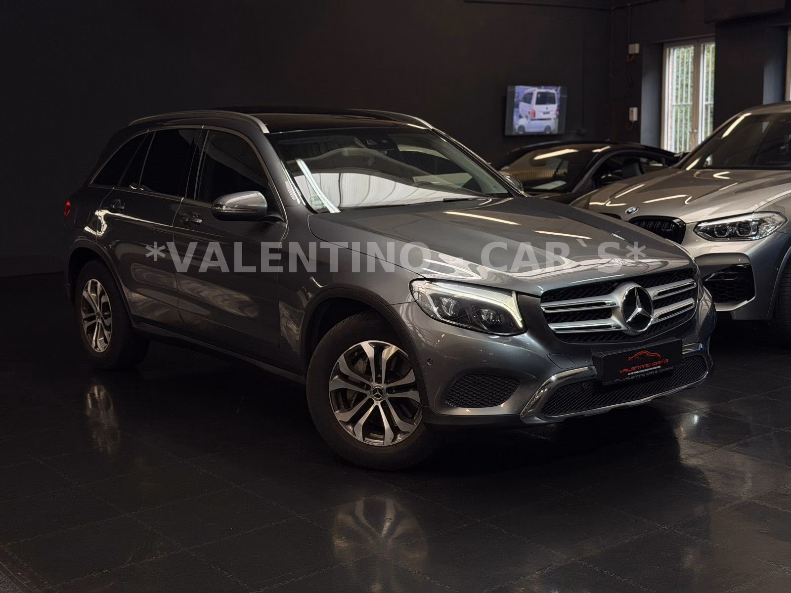 Mercedes-Benz GLC 250 Exclusive 4Matic/Autom/Navi/Kam/Ahk/Pano