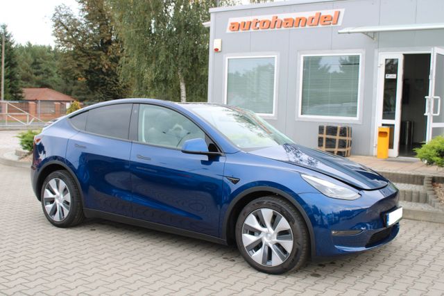 Tesla Model Y Long Range Dual AWD