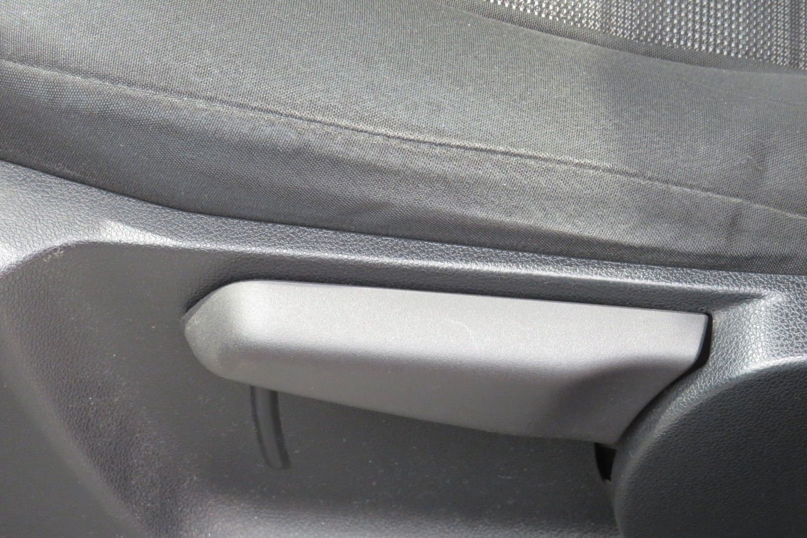 Fahrzeugabbildung Opel Combo Life E Edition NACI APP-CONNECT AHK 1.HD
