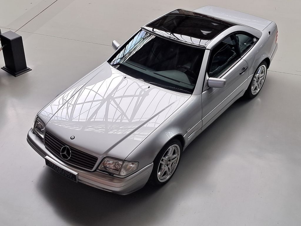 Mercedes-Benz SL 320