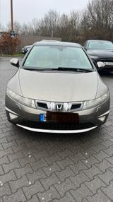 Honda Civic 1.8 Executive Executive - Honda Civic Gebrauchtwagen in Bremen