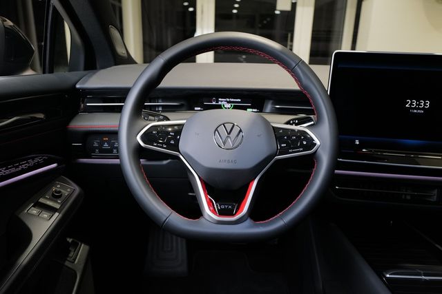 Volkswagen ID.7 Tourer GTX 4Motion AHK Pano Memory WäPump