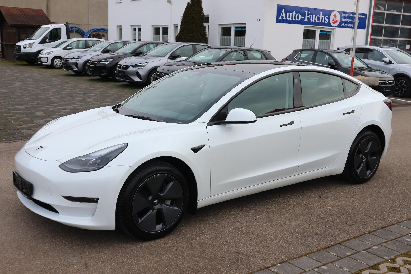 Tesla Model 3 Long Range Dual Motor AWD Anhängerkuppl.