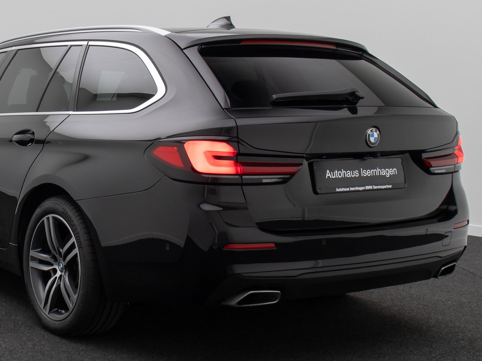 Fahrzeugabbildung BMW 520d xD Alarm 4xKlima Leder DAB Panorama 18Zoll