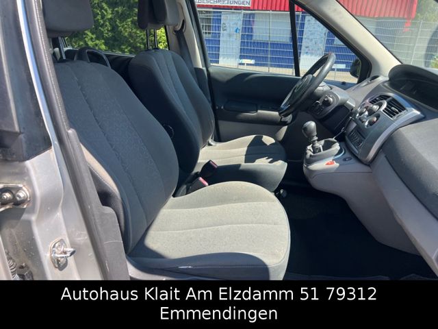 Fahrzeugabbildung Renault Scenic II Avantage 2009