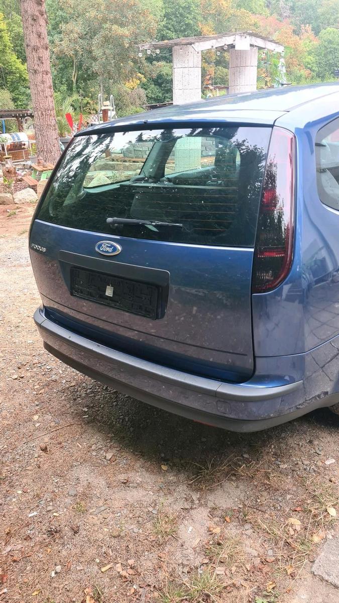 Ford Focus 2006 — engine 101 HP (74kW)