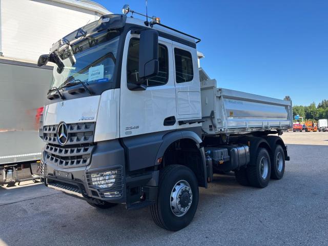 Mercedes-Benz Arocs 3348AK 3-Seiten Kipper ClassicSpace ABS