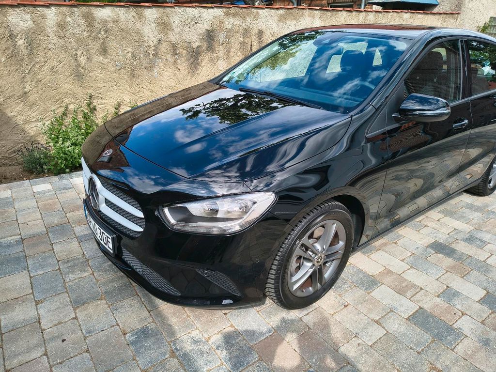Image of Mercedes-Benz B 250