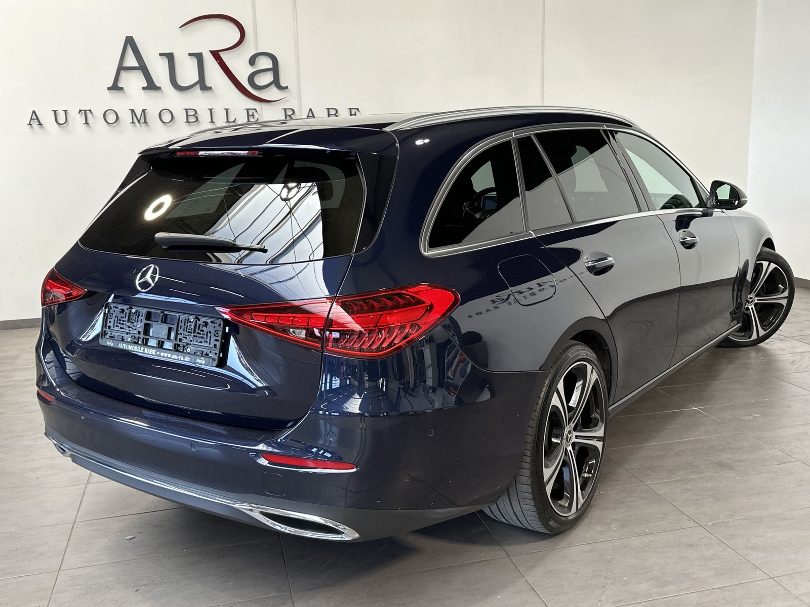 Fahrzeugabbildung Mercedes-Benz C 300d T Avantgarde NAV+LED+PANO+KAM+VC+HUD+19ZO