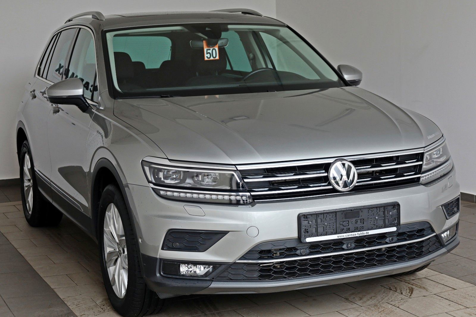 Fahrzeugabbildung Volkswagen Tiguan Highline 4M Navi,LED,PanDach,ACC,360°