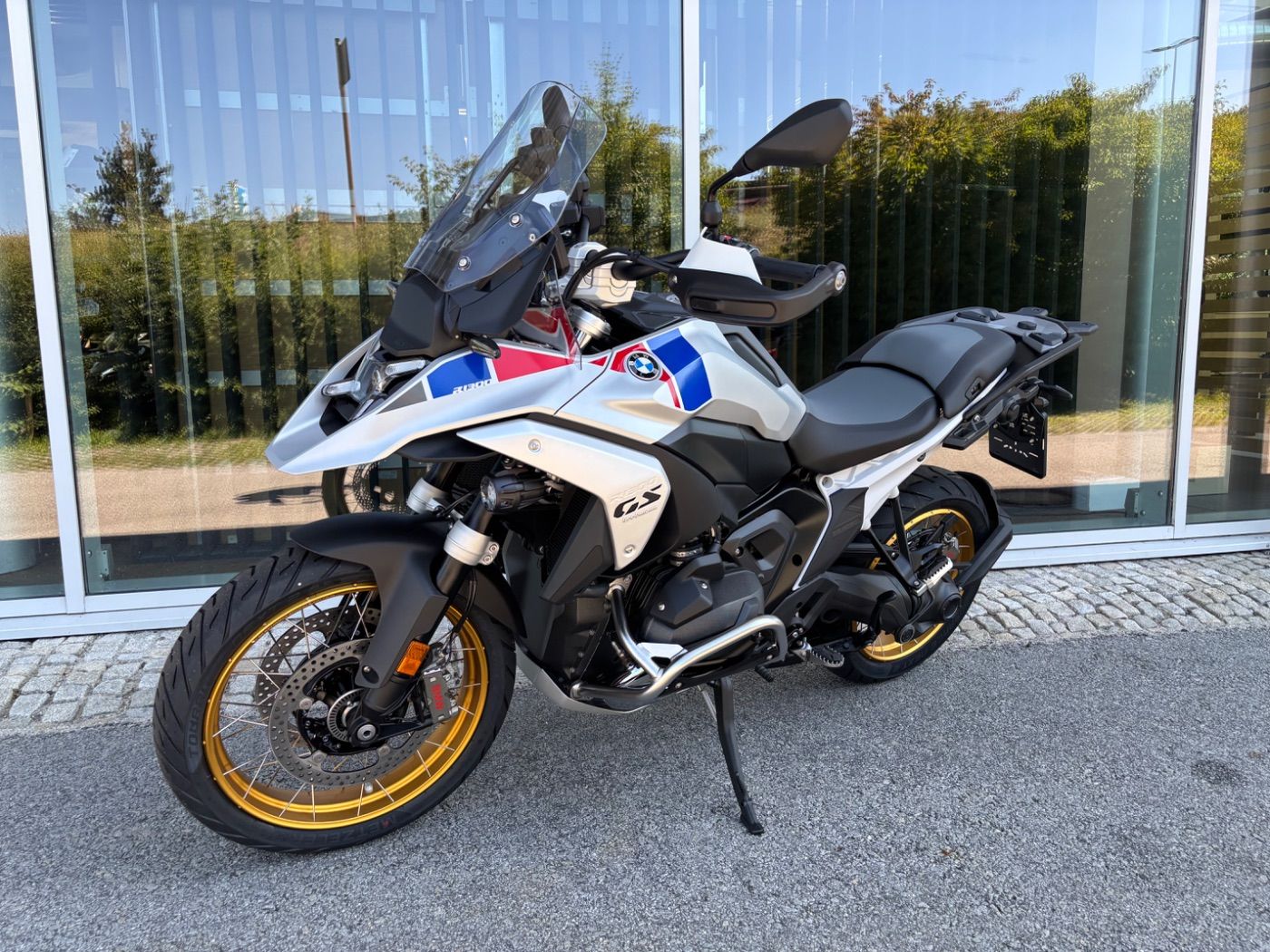 Fahrzeugabbildung BMW R 1300 GS Trophy 5 Pakete ASA Enduro-Paket