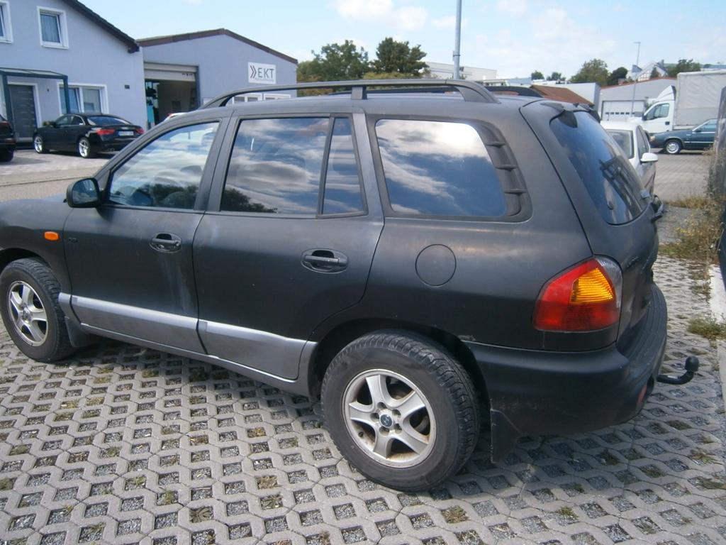 Hyundai SANTA FE