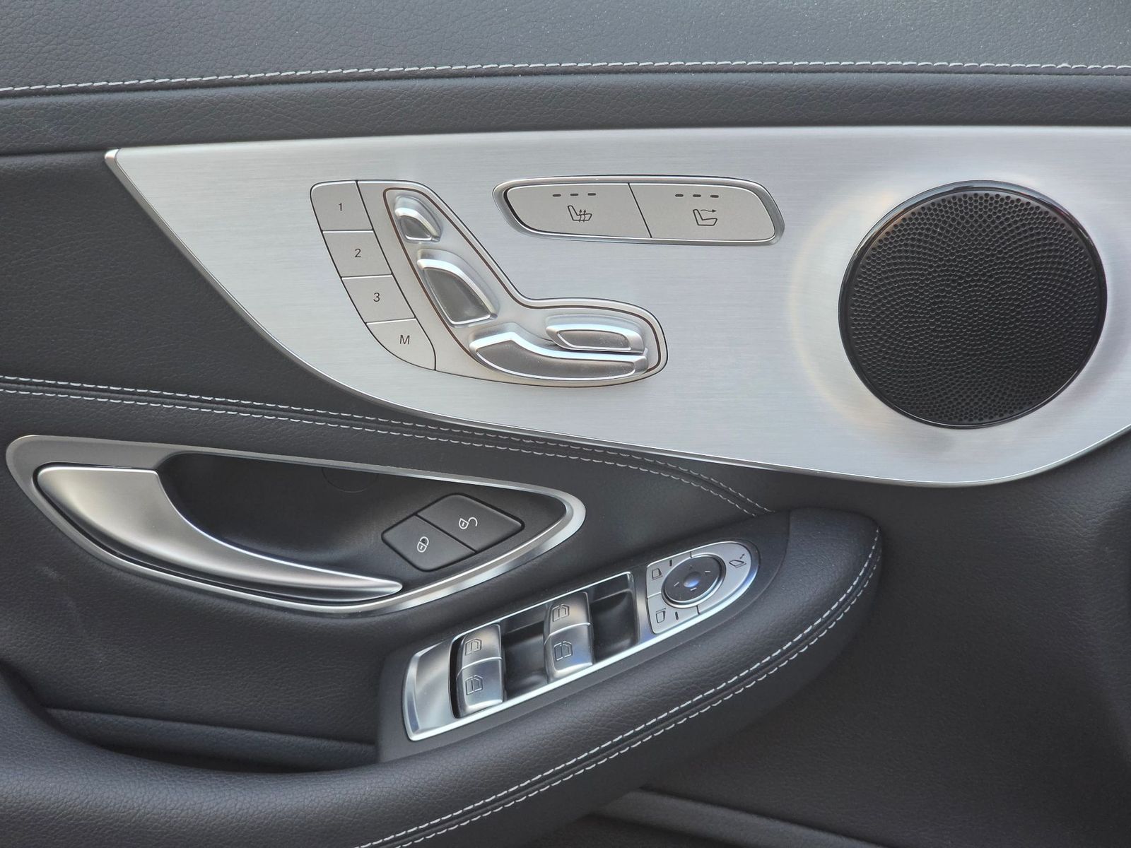 Mercedes-Benz C 180 AMG Line 9G-tronic Memory Night Leder SHZ foto 22