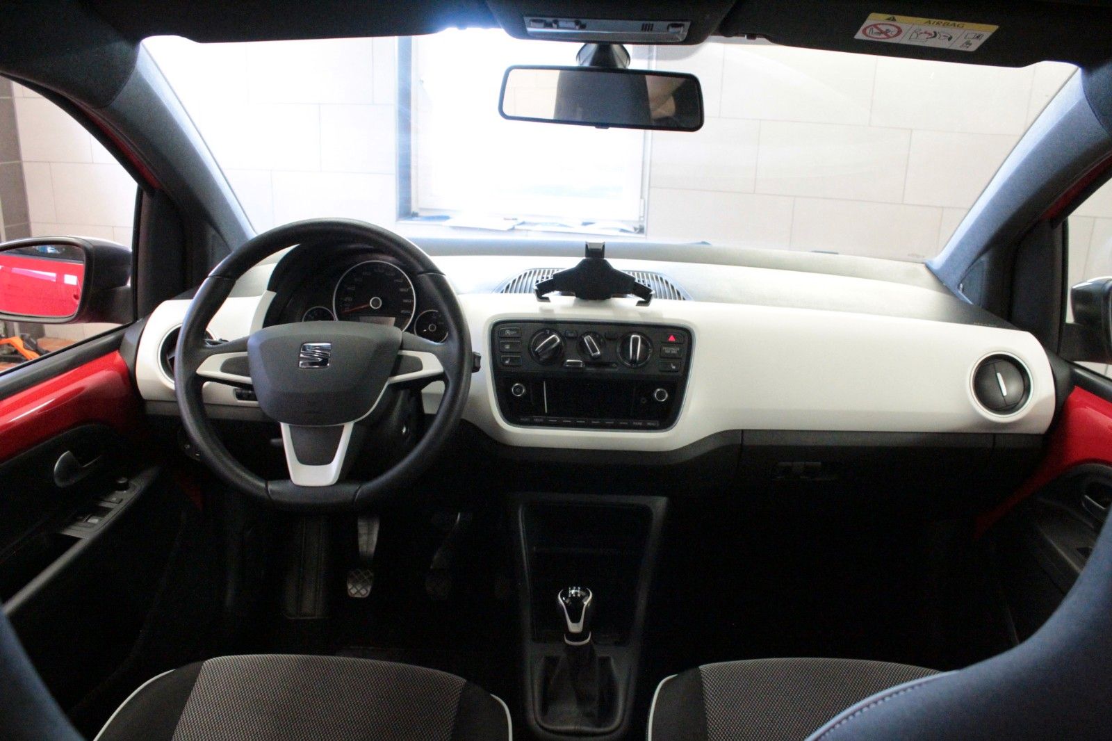 Fahrzeugabbildung SEAT Mii 1.0 Chic   5 türig  *Sitzheizung