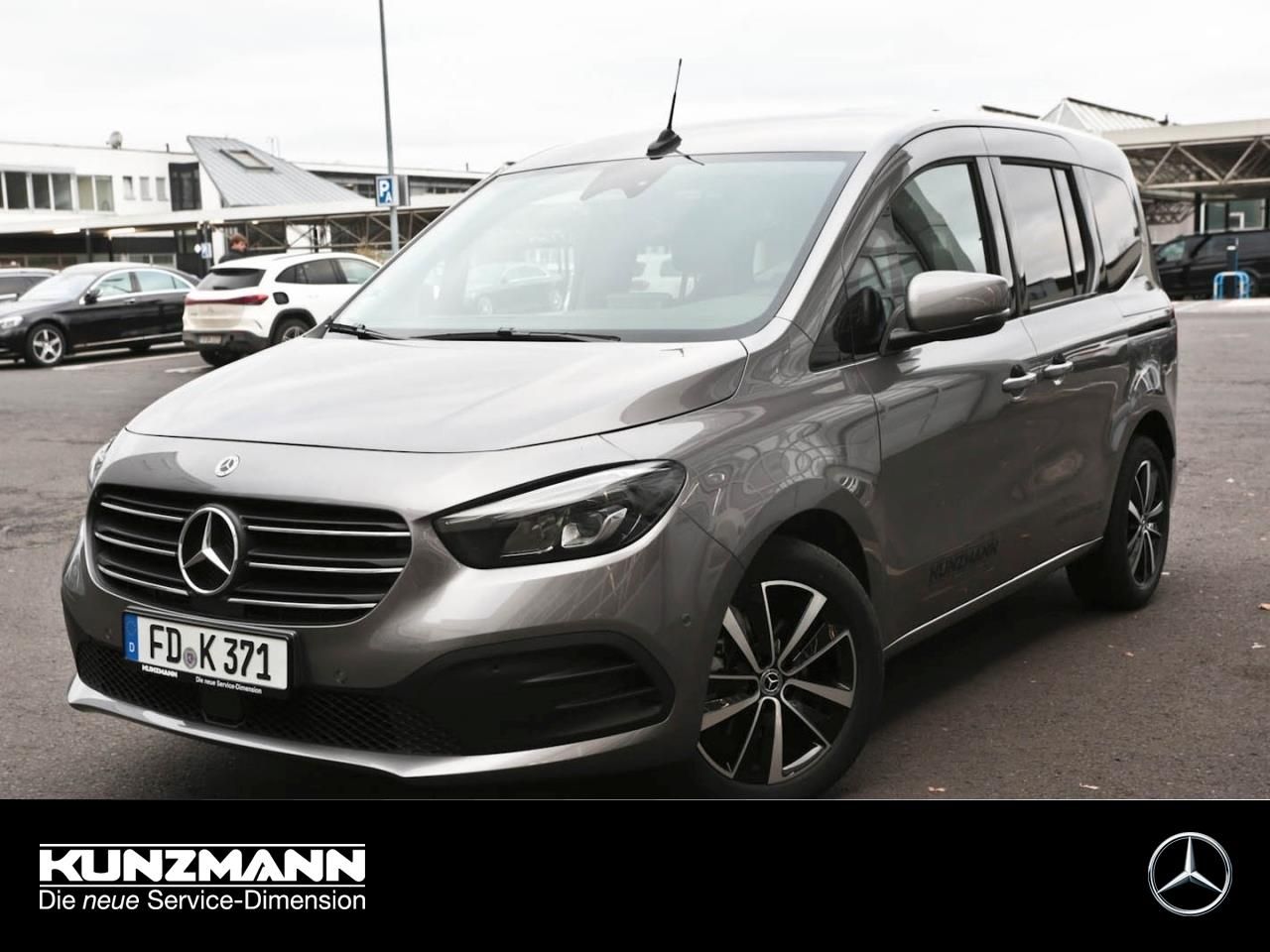 Mercedes-Benz T 180 d PROGRESSIVE Standard Navi Kamera