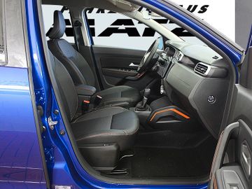 Fahrzeugabbildung Dacia Duster TCe150 EDC Extreme*Navi*Sitzhzg*