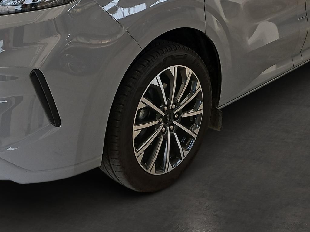Fahrzeugabbildung Ford Tourneo Custom Titanium X 8 Sitze Pano 4xSitzhzg