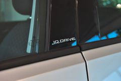 VW Golf VII Lim IQ.DRIVE~ACC~Navi~Parklenkassistent