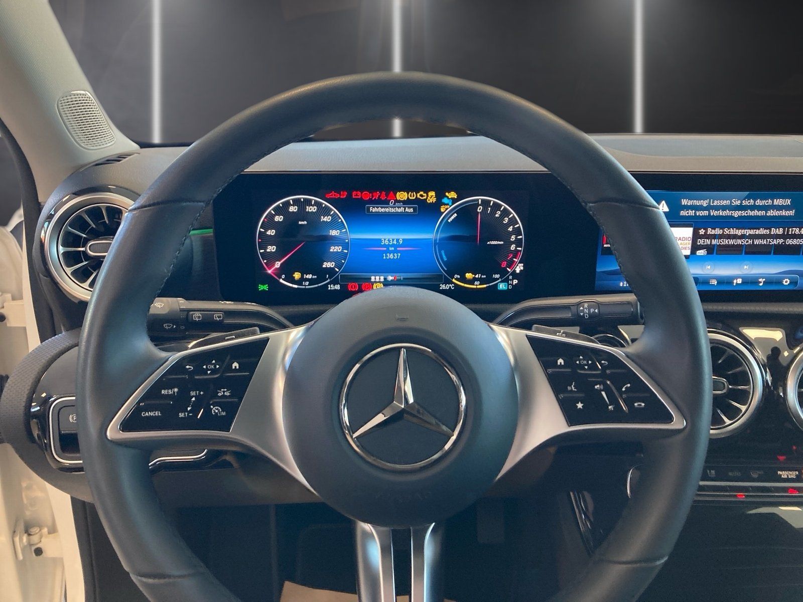 Fahrzeugabbildung Mercedes-Benz A 250 e Progressive*AHK*11kW*LED*Kamera*CarPlay*