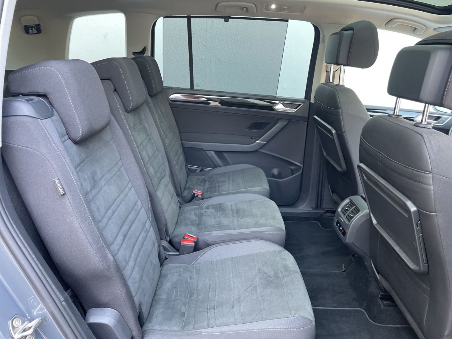 Touran 1.5 TSI DSG R-Line ACC/Navi/LED/Pano/CAM 