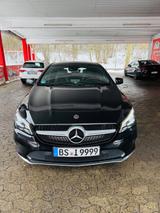 Mercedes-Benz CLA 180 Shooting Brake | 02/2018 | - Mercedes-Benz: 1.0