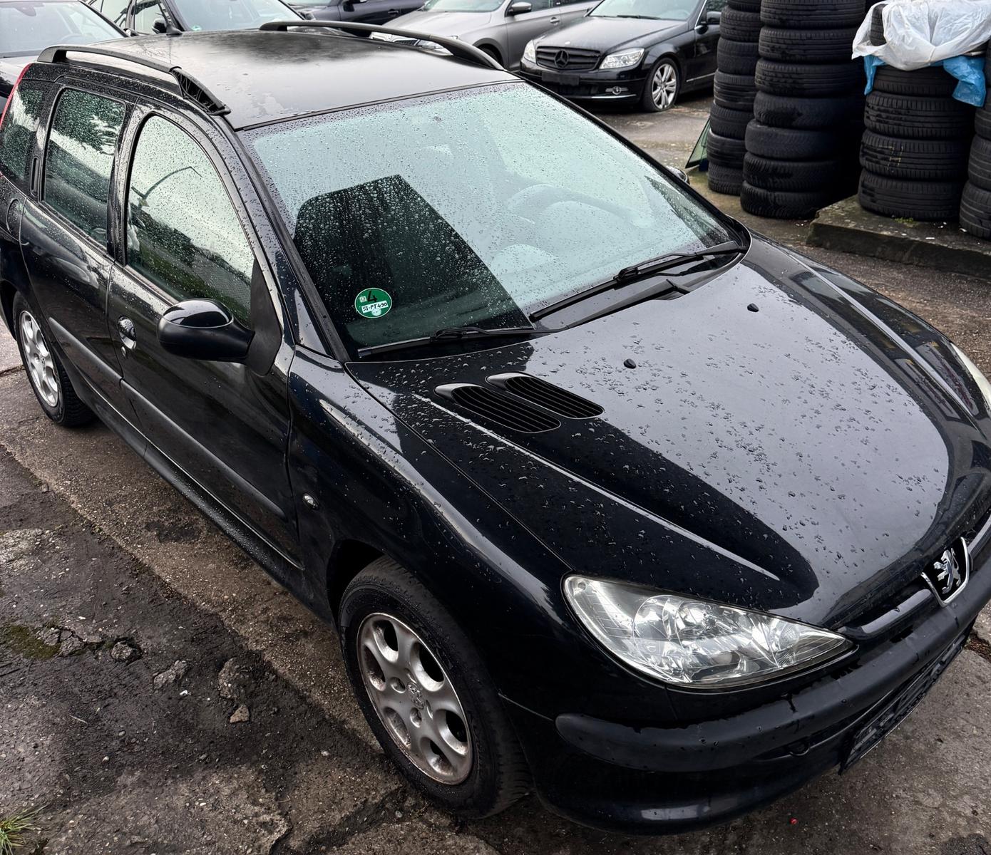 Peugeot  2004 — photo 5