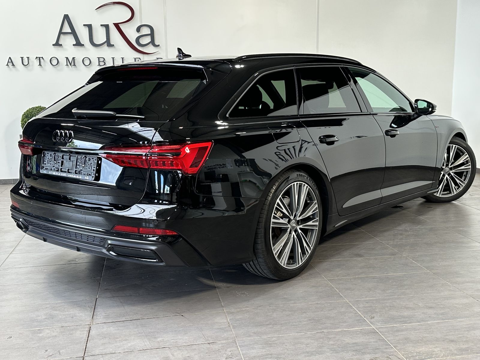 Fahrzeugabbildung Audi A6 Avant 45 TFSI S-Line NAV+LED+VCOCKPIT+PANO+SH