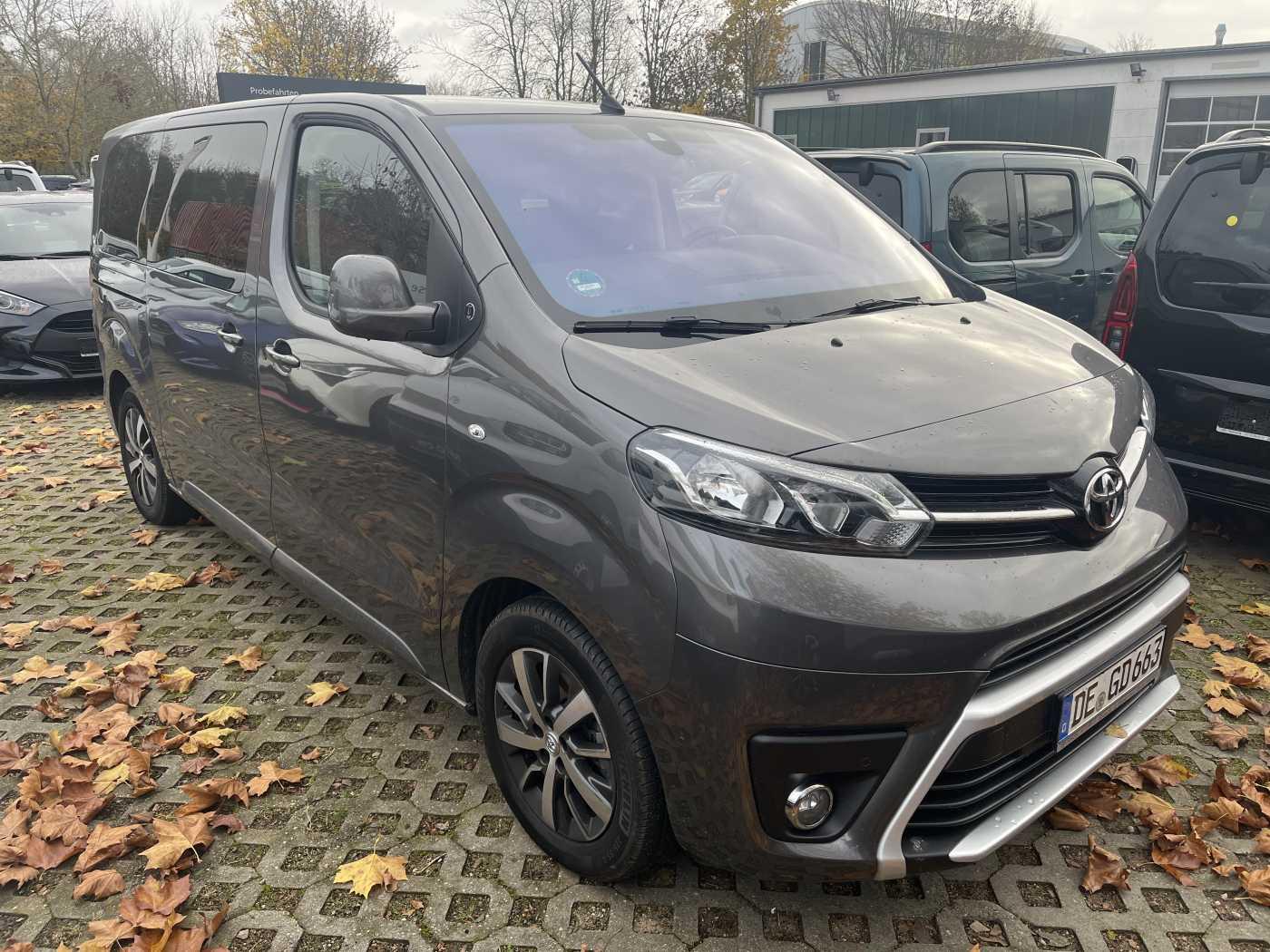 Toyota Proace D-4D 2,0-l-L1 (8-Si.) Verso Team D