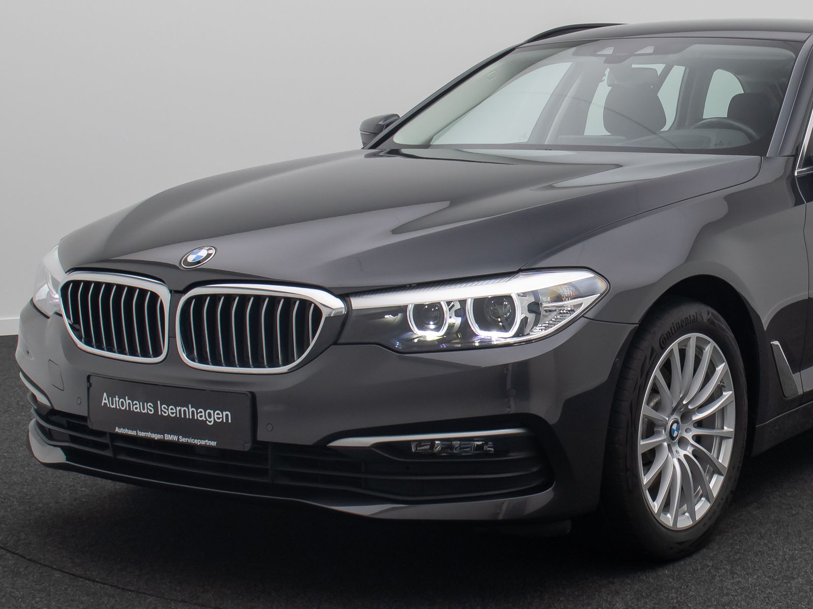 Fahrzeugabbildung BMW 520d Kamera HUD Alarm Geschwindig Sport 18Zoll